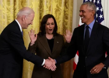 Biden, Obama, Bill e Hillary Clinton vão  apoiar Kamala na convenção democrata