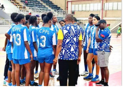 Nacional feminino de andebol decorre animado em Benguela