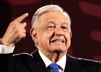 Presidente mexicano suspende relações  com embaixadas dos EUA e Canadá