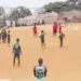 Talentos de futebol de rua “ganham pão” em torneios das comunidades