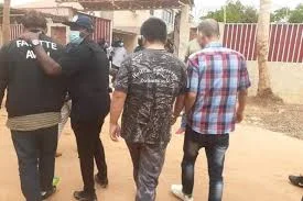 Detidos em Luanda 46 chineses que geriam um casino virtual ilegal