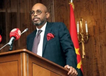 Archer Mangueira aponta implementação de projectos alinhados as características locais para o combate à seca no Namibe