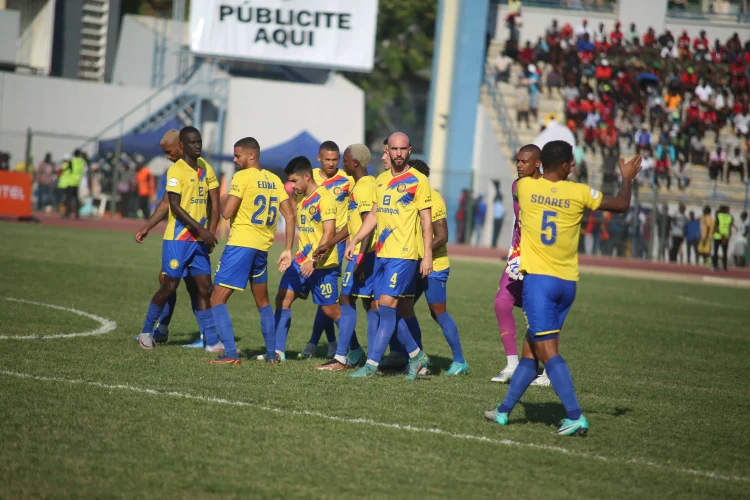Petro de Luanda começa defesa do título com pé direito no “tapete verde” do Estádio 11 de Novembro