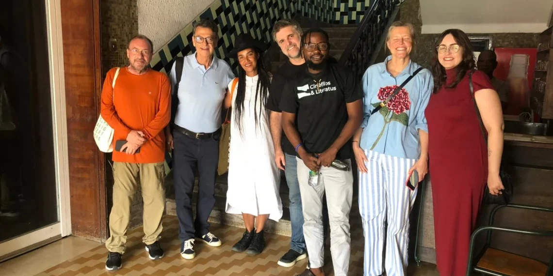 Projecto Cinéfilos & Literatus pretende es- tabelecer parcerias com a Fundação Bienal  de São Paulo
