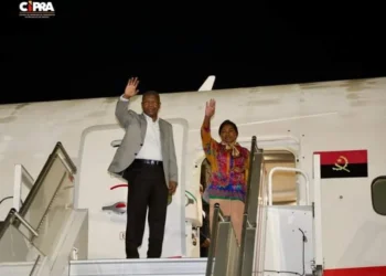 PR viaja em visita privada aos Emirados Árabes Unidos
