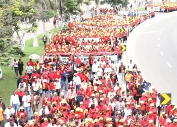 MPLA desdobra-se nas ruas de Luanda em apoio ao seu líder