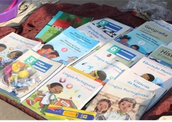 Mais de 40 milhões de manuais escolares serão distribuídos gratuitamente