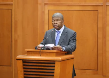 João Lourenço assegura que Executivo vai continuar estimular a produção nacional