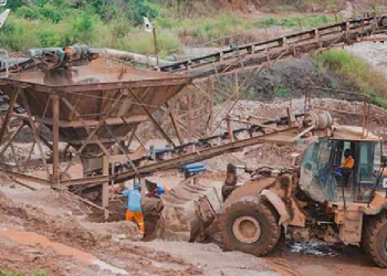 Empresas destacam avanços tecnológicos no desenvolvimento do sector mineiro