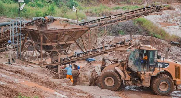 Empresas destacam avanços tecnológicos no desenvolvimento do sector mineiro