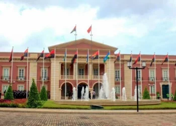 Manuel Homem é o novo ministro do Interior e Luís Nunes governador de Luanda