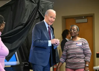 Joe Biden vota antecipadamente em New Castle
