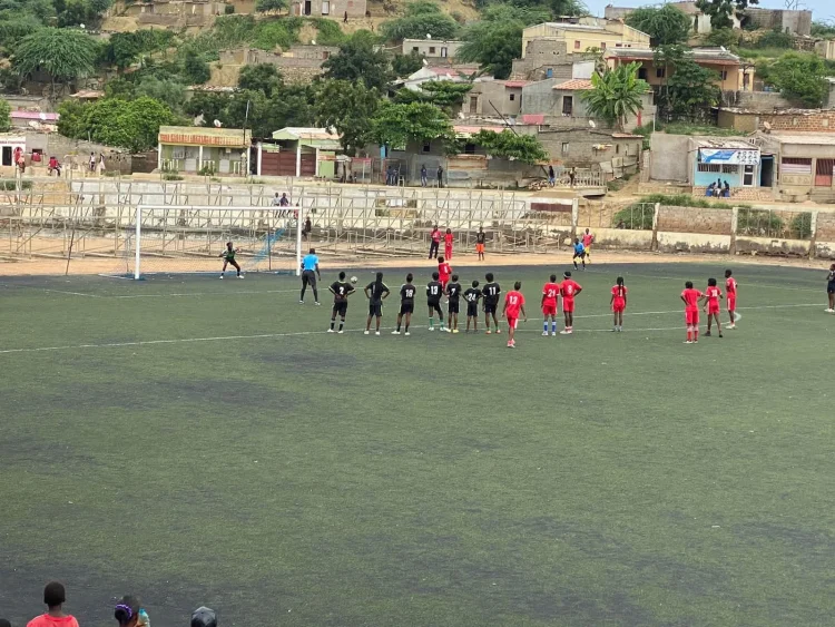 Estádio do Sumbe sofre  obras de reabilitação