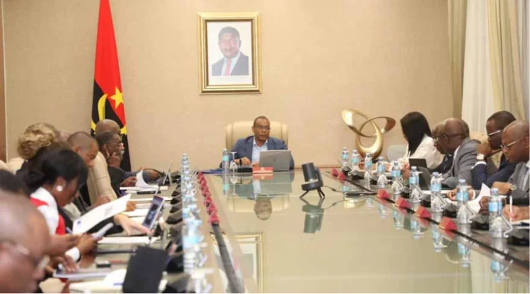 UIF garante que Angola não está na lista cinzenta do GAFI
