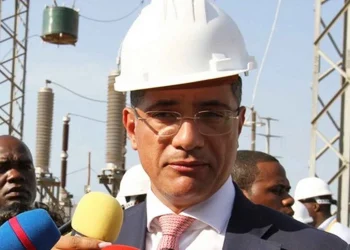 Ministro da Energia e Água constata projectos na Huíla e Cunene