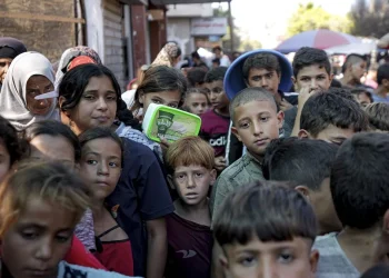 Human Rights Watch acusa Israel de crimes de guerra 