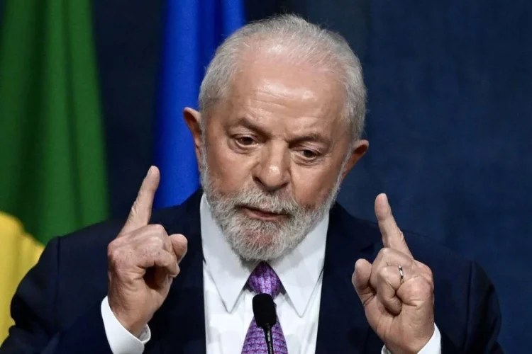 Lula promete acabar com a fome  no Brasil até ao fim do seu mandato