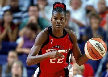 Sheryl Swoopes a caminho de Angola para trabalhar em programa de inclusão social