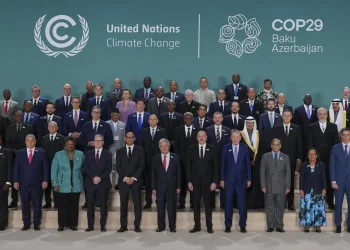 COP29 termina com acordo de financiamento climático de 300 mil milhões de dólares por ano para os países em desenvolvimento