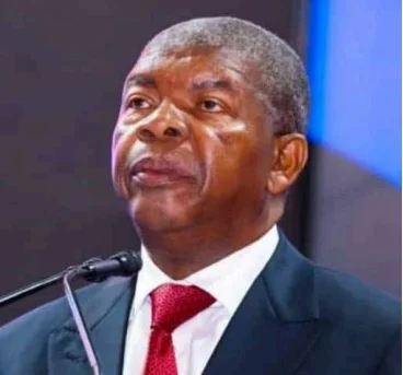 João Lourenço quer contribuição dos jovens no desenvolvimento do país