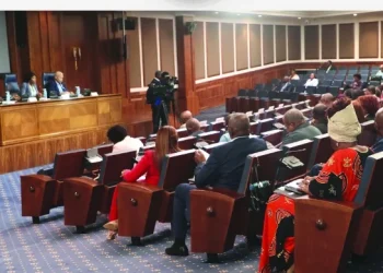 Deputados aprovam parecer conjunto da proposta de Lei do OGE/2025