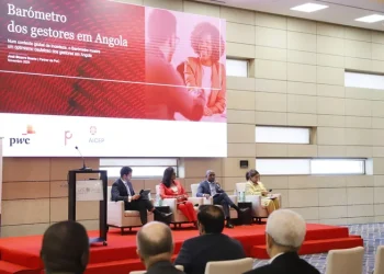 Estudo Barómetro dos gestores em Angola  aponta acesso às divisas como entrave  ao investimento em Angola