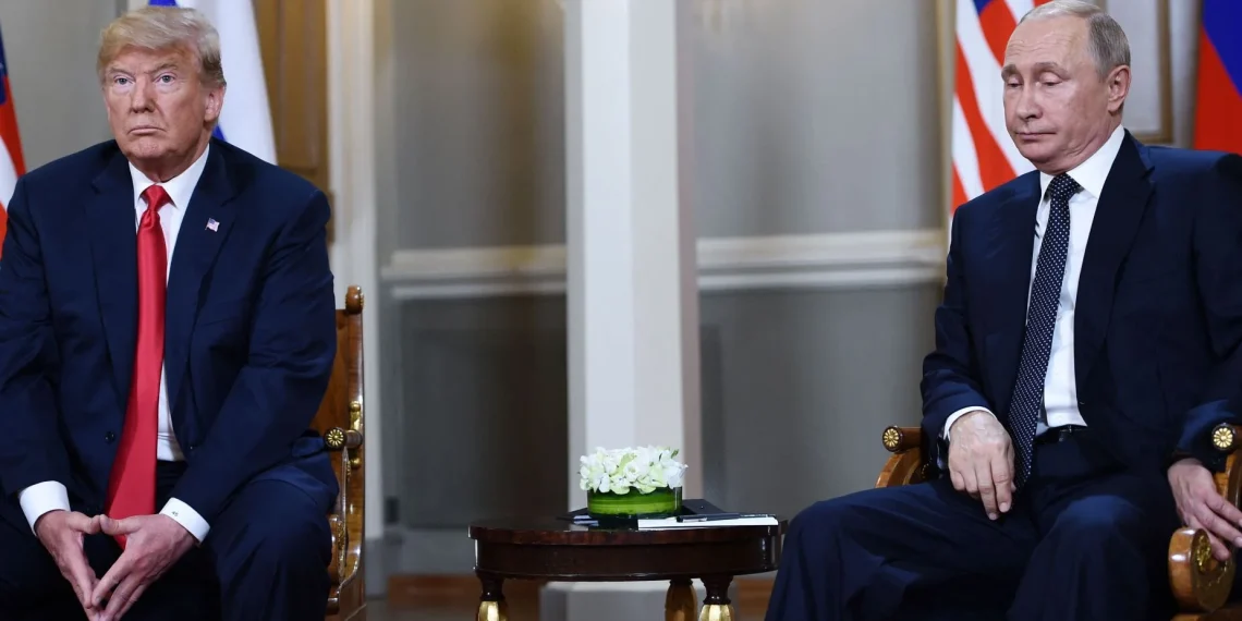 “Pura ficção”: Kremlin nega  conversações entre Putin e Trump