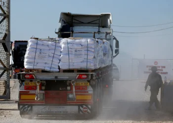 Israel abre passagem humanitária  para Gaza evitar sanções