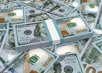 Investimento directo de Angola no estrangeiro com saldo negativo  de USD -15,7 milhões