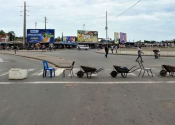 Manifestações dificultam recolha  de lixo em Maputo