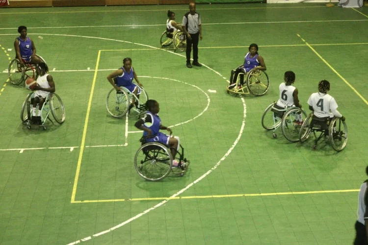 Jogos amistoso de basquetebol em cadeira de rodas agita Lubango