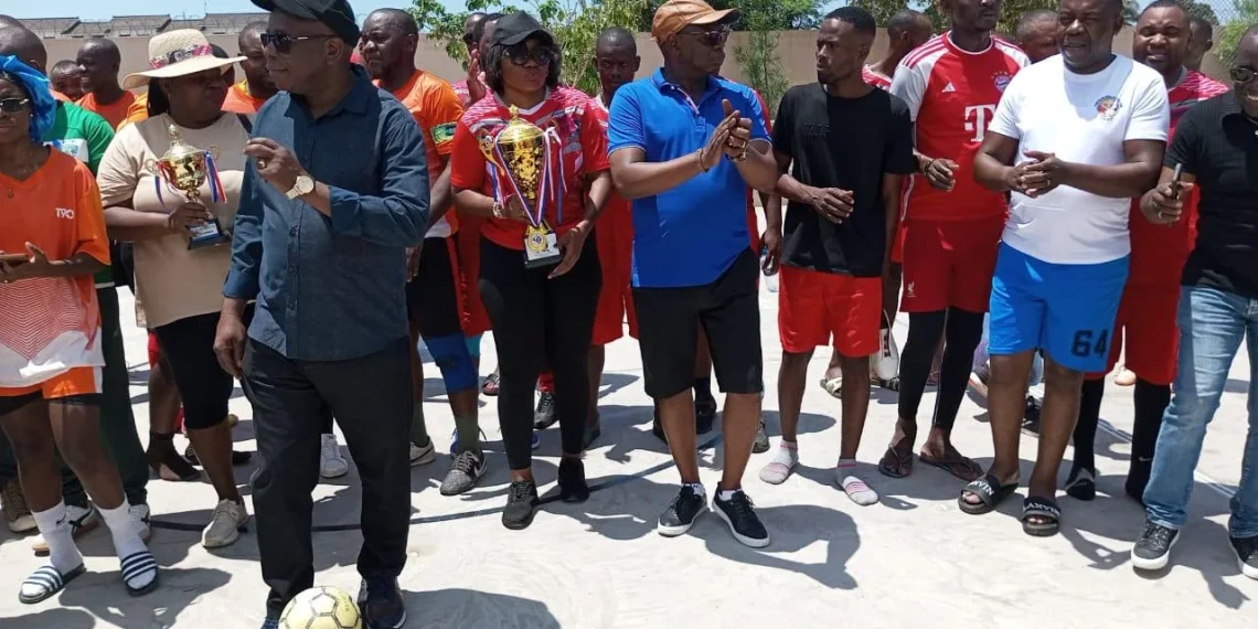 Jogo de futebol salão marca comemorações dos 49 anos do SIC