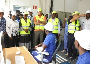 Onze municípios do Huambo vão estar ligados à rede eléctrica até 2027