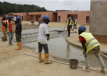 Criados mais de 400  postos de empregos no primeiro semestre