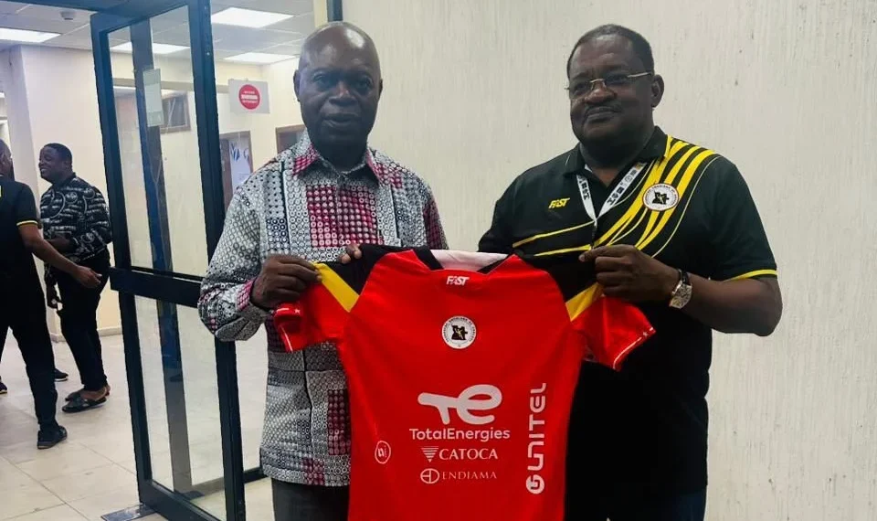 Embaixada de Angola na RDC apoia Selecção Nacional