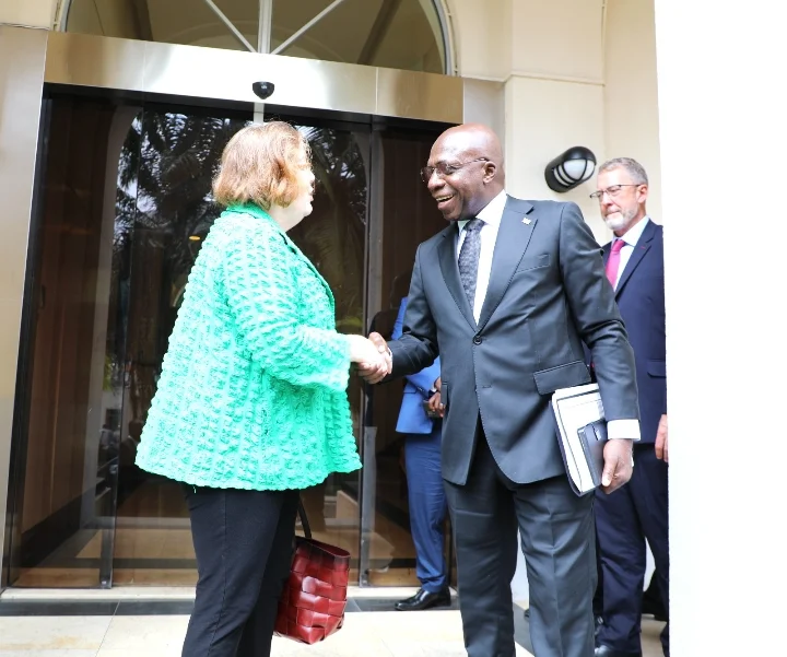 Angola e EUA reforçam laços diplomáticos e investimentos durante visita histórica de Joe Biden
