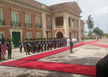 Joe Biden será recebido dentro de instante no Palácio da Cidade Alta