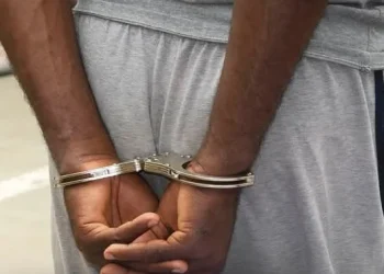 Detido pai acusado de abuso sexual da filha de 14 anos de idade no Zaire 