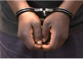 Cidadão viola oito crianças e tenta comprar a liberdade por um milhão de kwanzas