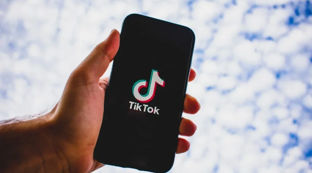 Trump promete desblo- quear o TikTok depois de tomar posse