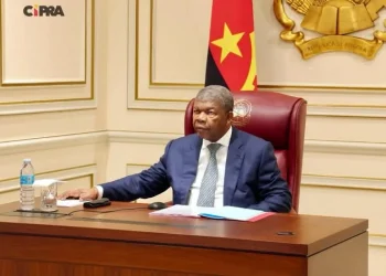 João Lourenço apela ao diálogo para o alcance da paz em África