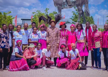 Dialogar na unidade  e na diversidade – uma  perspectiva cultural II