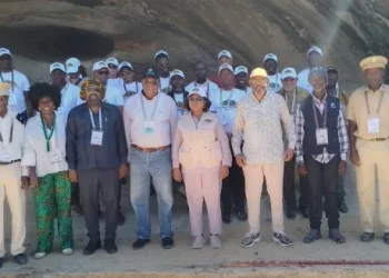 Esperança da Costa visita Hospital Materno-infantil do Namibe 