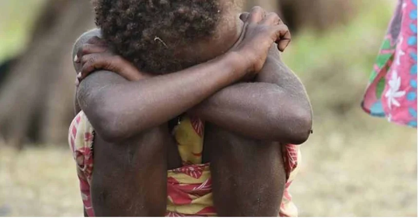 Menor de 14 anos abusada sexualmente por três membros da família