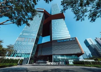 China critica inclusão de empresas  Tencent e CATL na “lista negra” dos EUA