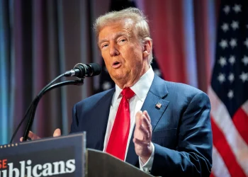 CIA envia a Trump uma lista das  últimas contratações de Biden  (em risco de despedimento)