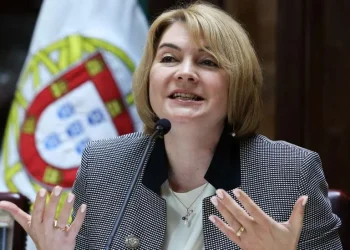 Embaixadora da Ucrânia diz que não há proposta de paz dos EUA e recusa pré-condições russas