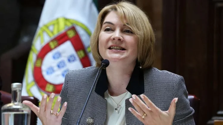 Embaixadora da Ucrânia diz que não há proposta de paz dos EUA e recusa pré-condições russas