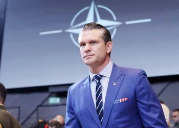 Acordo de Trump com Rússia “não é traição”  à Ucrânia, diz Pete Hegseth