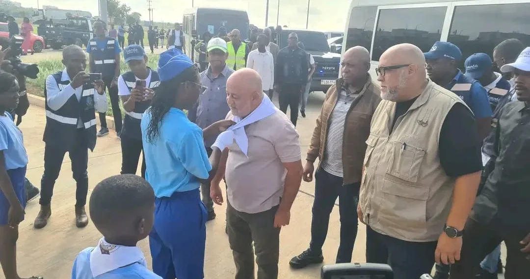 Governador de Luanda trabalha no município do Kilamba